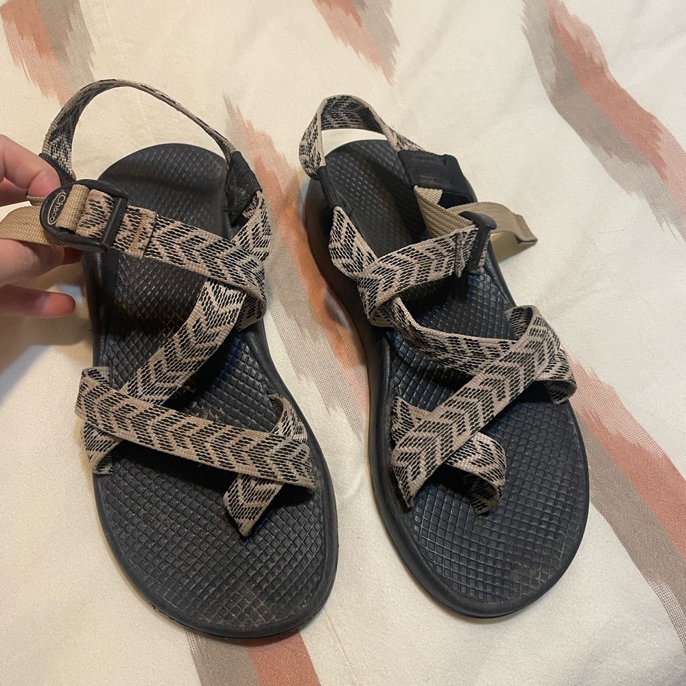 Women’s chaco sandals hiking